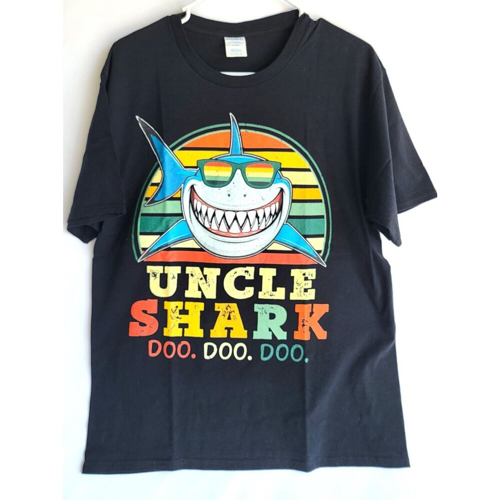Uncle Shark Doo Doo Doo Men's L Short Sleeve Black Tee Shirt